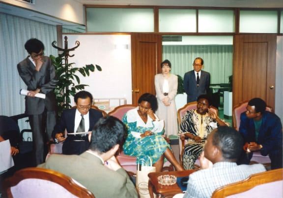 Journalists from the African fellowship program being briefed in the FPCJ Annex (September 1996)
