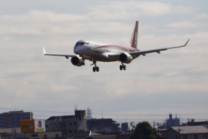 Japan's first domestically produced passenger jet, Mitsubishi Regional Jet made maiden flight