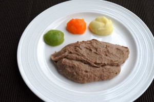 （2）ミキサー食、きざみ食、嚥下食を比較_4_ミキサー食：ステーキ