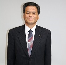 岩﨑孝進理事長